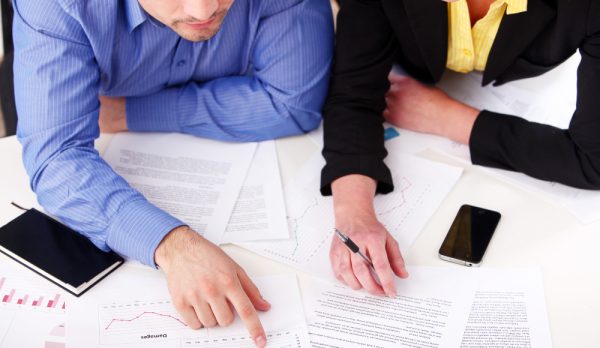 hands-businessman-table